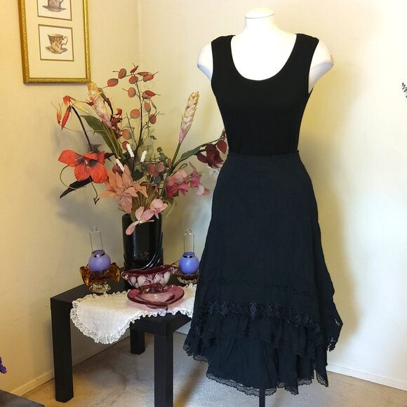 NWT Women Black 3-Layers of Tiered Ruffle Lace Design Midi Skirt L 12 - Picture 6 of 11